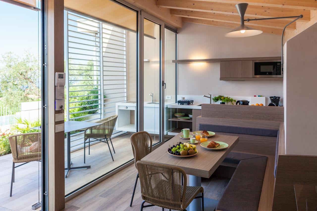 San Colombano Suites Bardolino Buitenkant foto