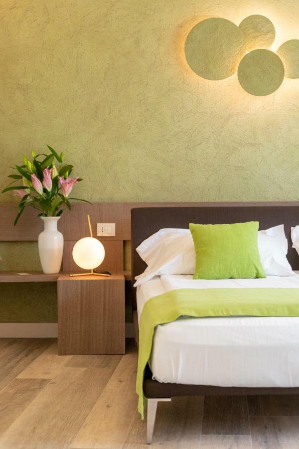 San Colombano Suites Bardolino Buitenkant foto